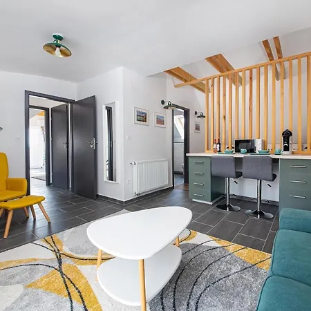 Apartment Papoula Vendeghaz