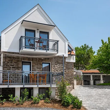Papoula Vendeghaz Apartment Tihany