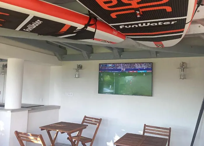 Papoula Vendeghaz تيهاني