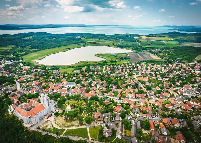 Papoula Vendeghaz تيهاني